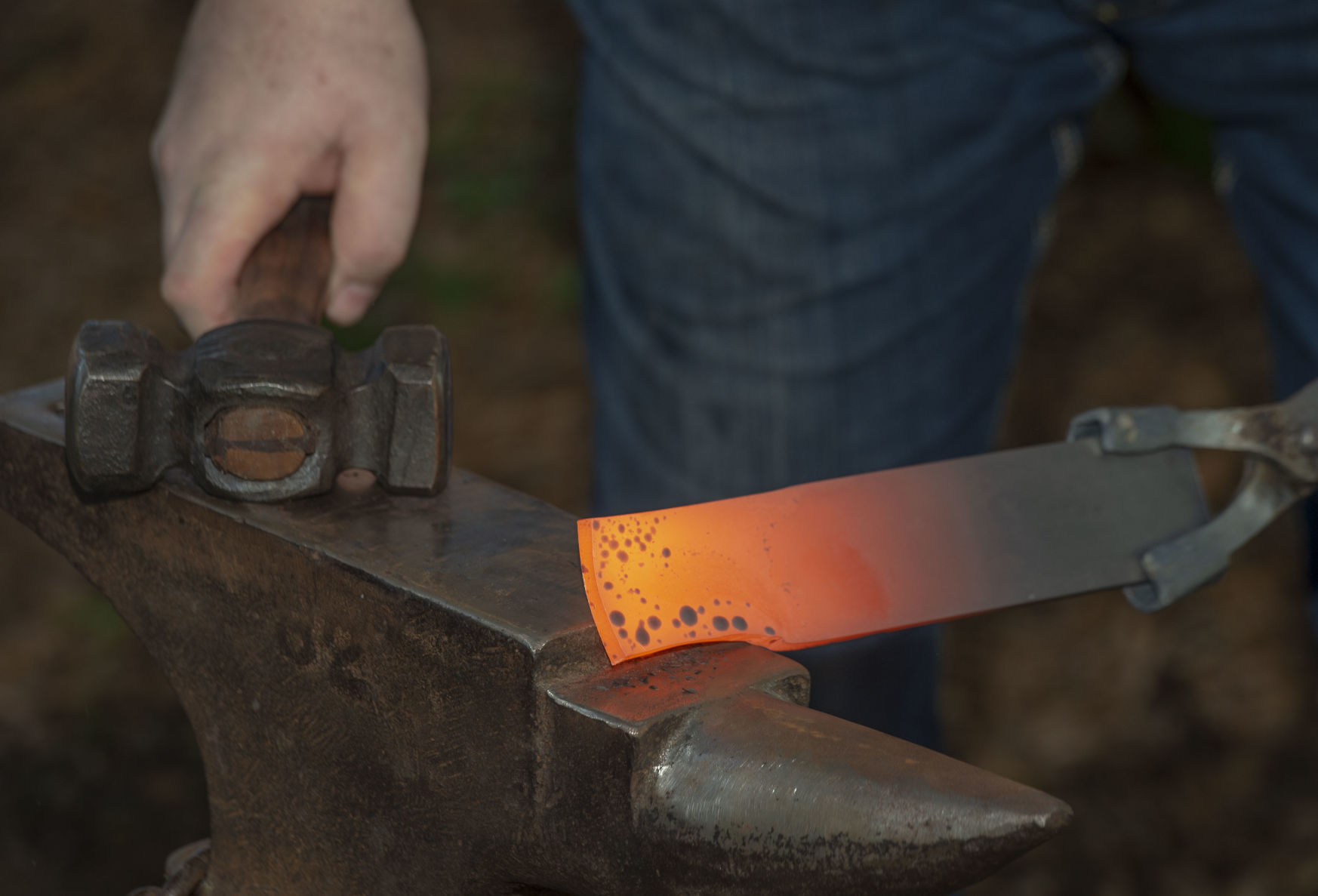 BR.knifemaking.003.JPG